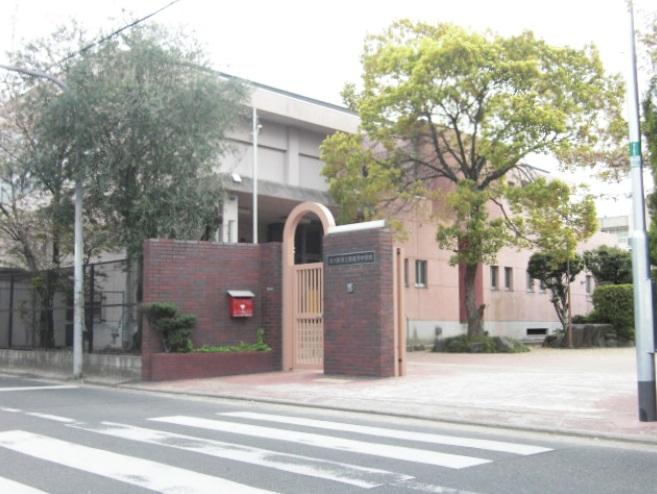 Junior high school. Higashi Osaka Municipal Shigita until junior high school 436m Higashi Osaka Municipal Shigita a 6-minute walk from the junior high school