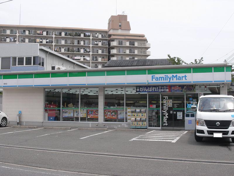 Convenience store. FamilyMart Konoike store up (convenience store) 201m