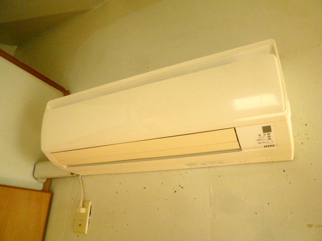 Other Equipment. Air conditioning is equipped with 1 groups. 