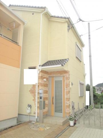 Local appearance photo. Heisei 19 years built the two-story house