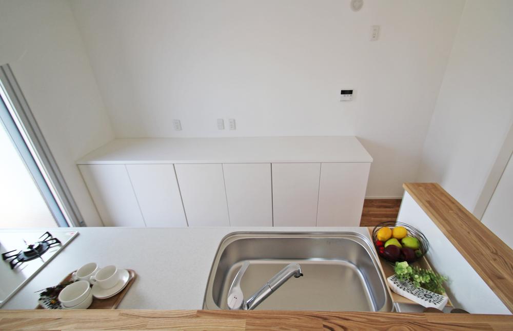 Kitchen. Counter Kitchen, You can leave directly from the back door to the wood deck