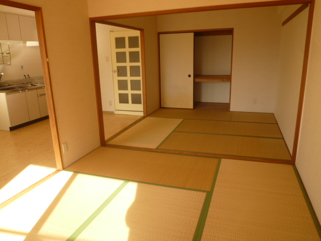 Living and room. Is a Japanese-style room ☆ 