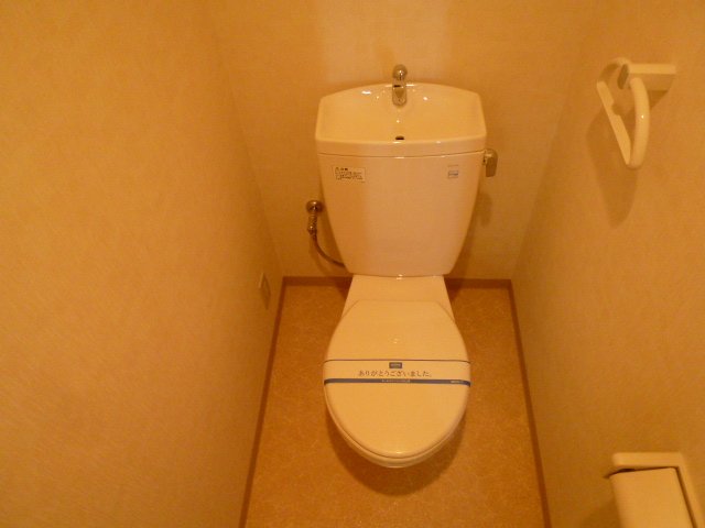 Toilet. Washlet is possible installation ☆