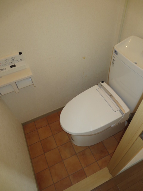 Toilet