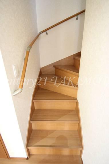 Same specifications photos (Other introspection). Stairs is safe railing with!