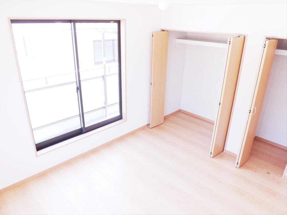 Same specifications photos (Other introspection). Floor plan variety!