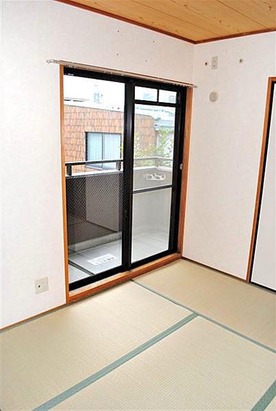 Other. Japanese-style rooms are also facing the balcony. 