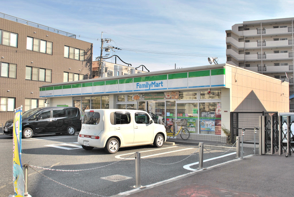 Convenience store. FamilyMart Toyota scraps 47m to Makino store (convenience store)