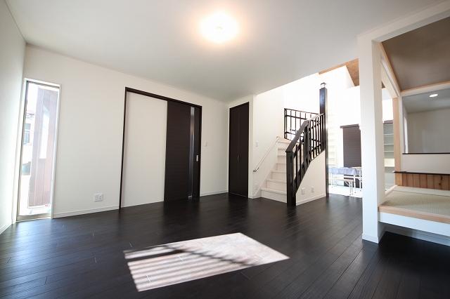 Living. 2013 October shooting