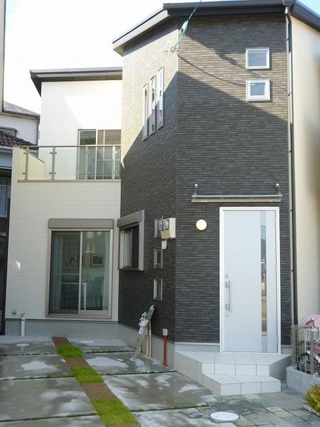 Local appearance photo