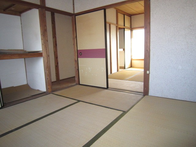 Other room space