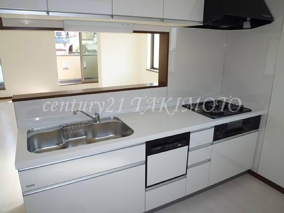 Same specifications photo (kitchen). Popular face-to-face kitchen! Storage is also abundant!