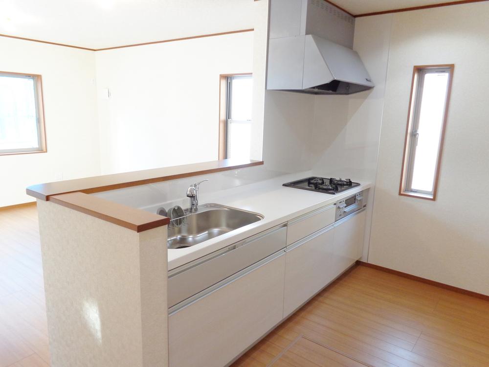 Same specifications photo (kitchen)