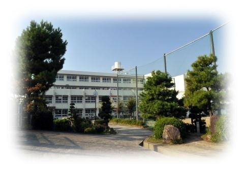 Junior high school. Hirakata City Tsuda Junior High School