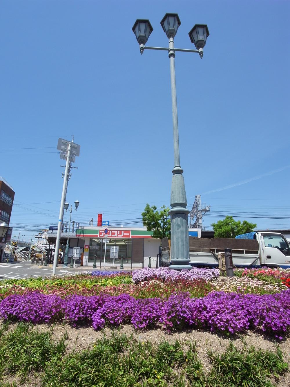 station. Keihan Gotenyama 360m to the Train Station
