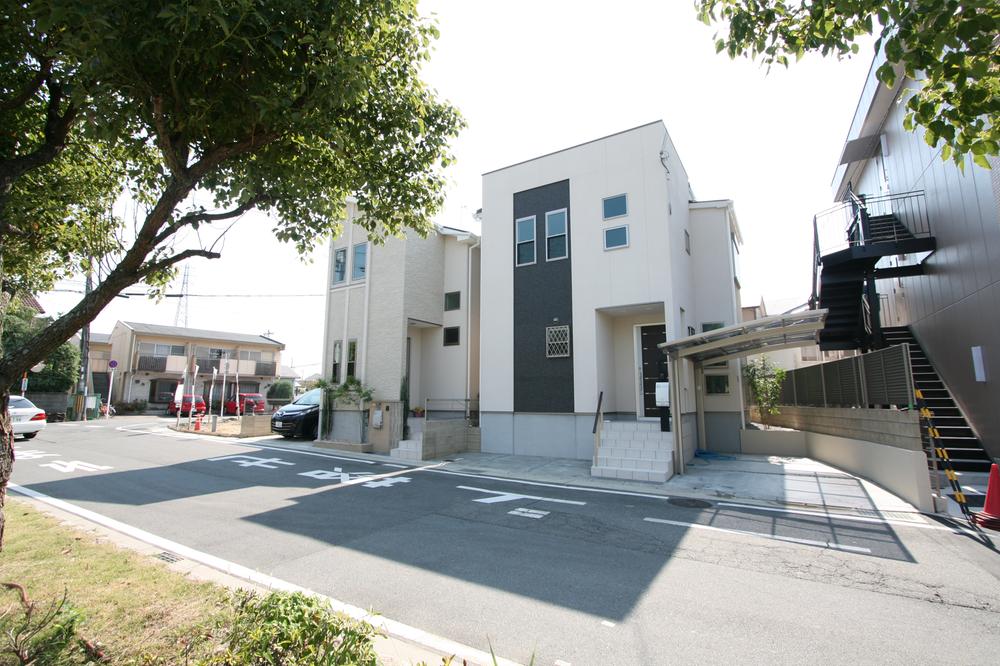 Same specifications photos (appearance). Complete image photo our construction cases