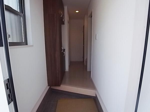 Same specifications photos (Other introspection). Same specifications entrance