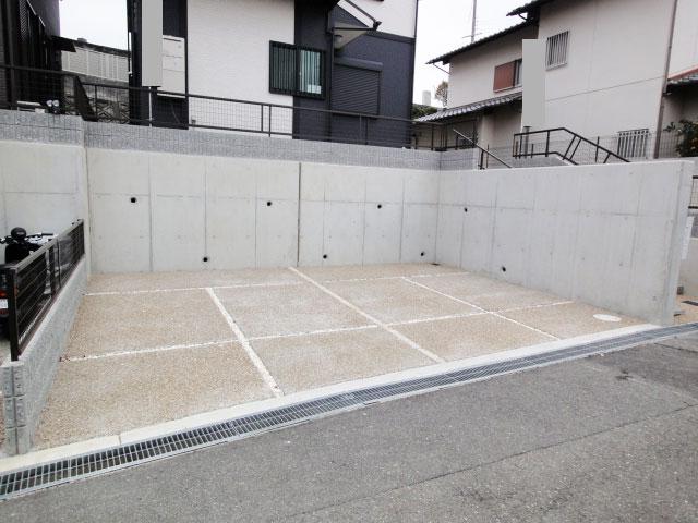 Local photos, including front road. Parking two possible ・ Front road width 5m