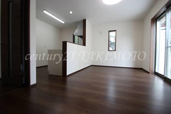 Living. The arrangement of the furniture easy to LDK! !