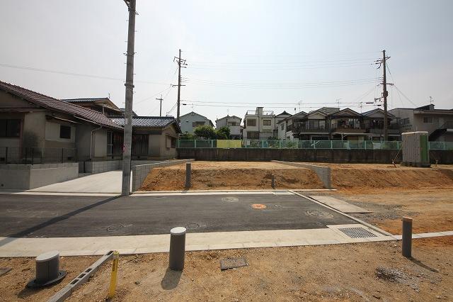 Local photos, including front road. Local (May 2013) Shooting