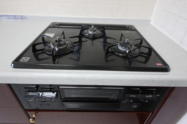 Kitchen. Indoor (12 May 2013) Shooting