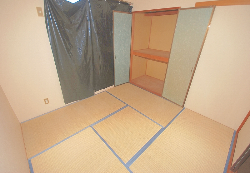 Other room space. Japanese style room