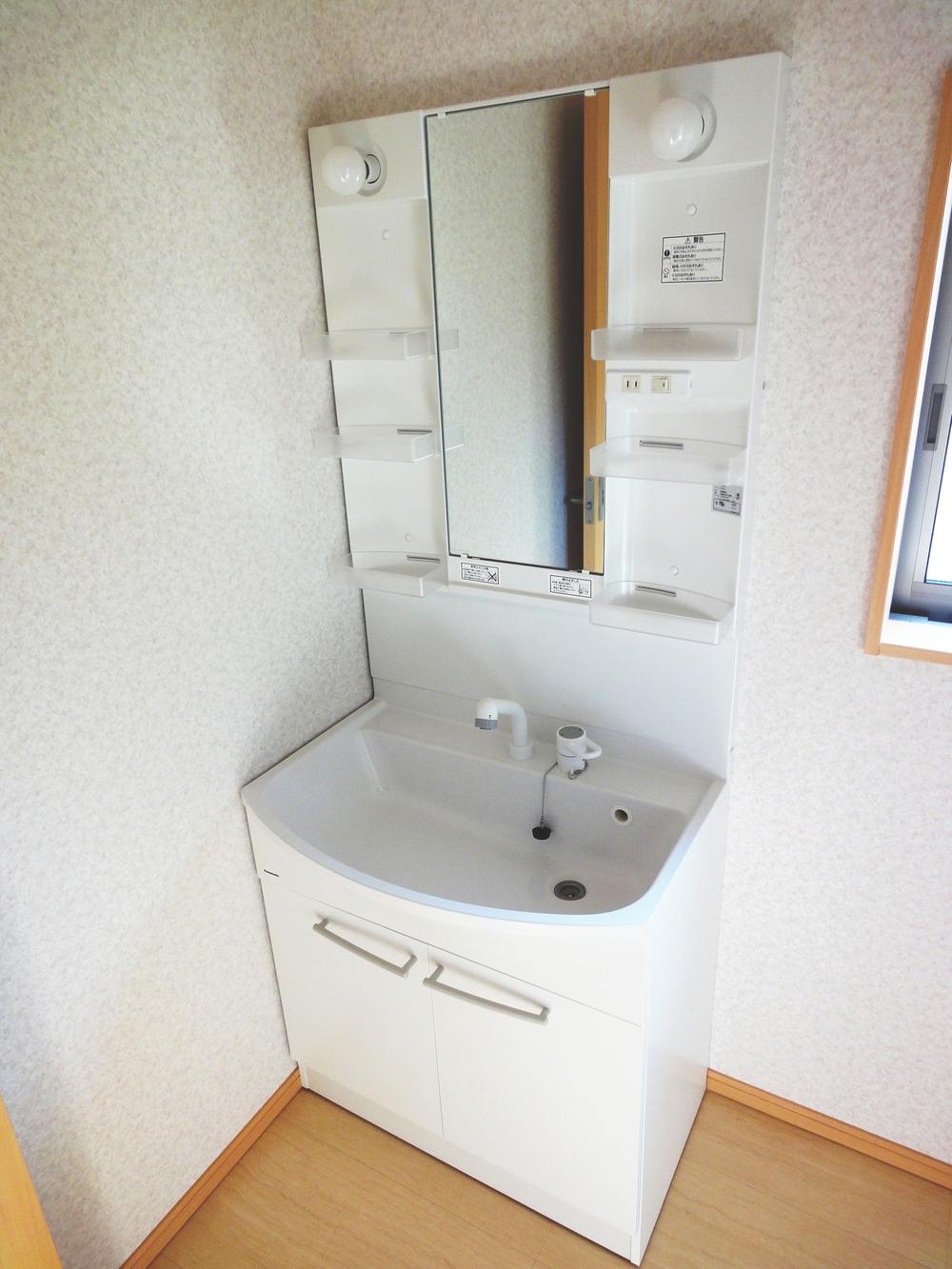 Same specifications photos (Other introspection). Convenient for a busy morning! Functional shampoo dresser (company example of construction photos)