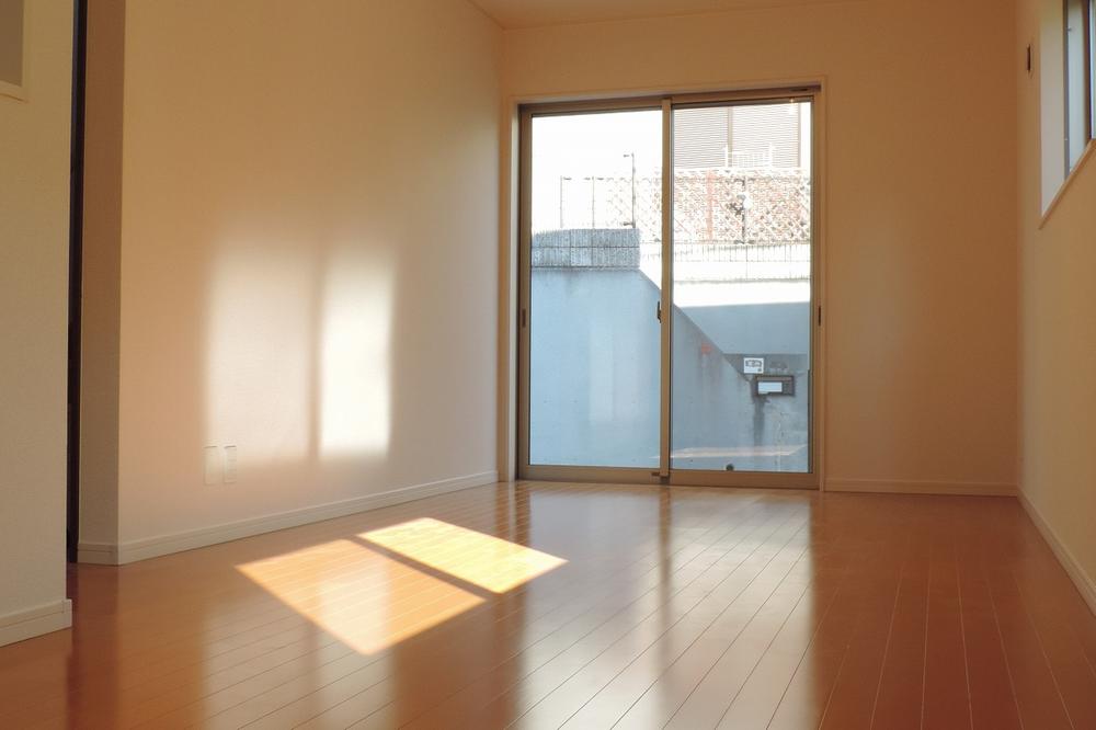 Living. Local photos (living) Unnecessary and easy care wax!