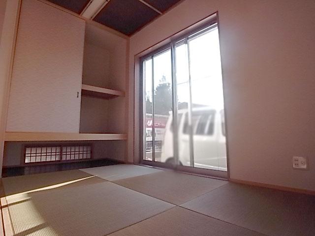 Non-living room. (September 2012) shooting