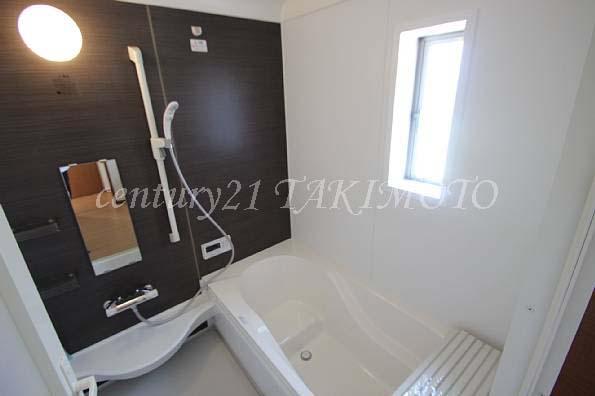 Same specifications photo (bathroom). Spacious bathroom!
