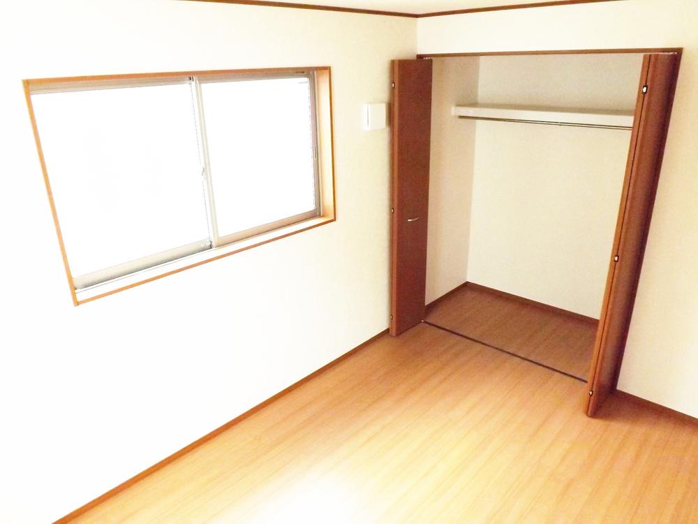 Non-living room. Local photos (Western-style) a large closet in each room!