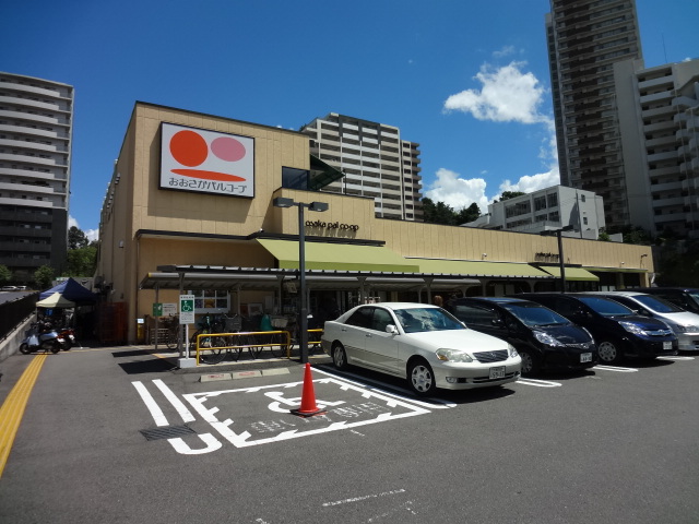 Supermarket. Osaka Parukopu Hirakatakoen store up to (super) 560m