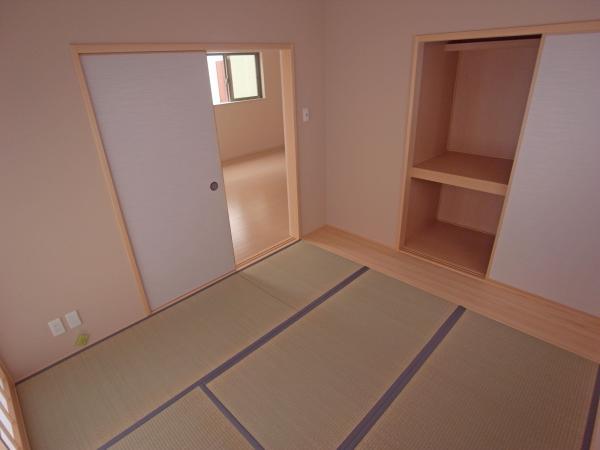 Same specifications photos (Other introspection). Convenient all room with storage space (same specifications as Japanese-style)