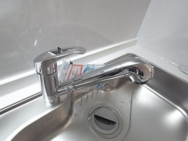 Other Equipment. Sink space will be used widely in the faucet-integrated