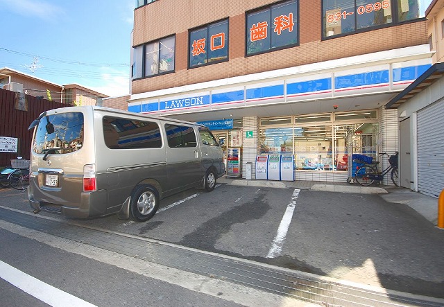 Convenience store. 197m until Lawson Neyagawa Korihondori store (convenience store)