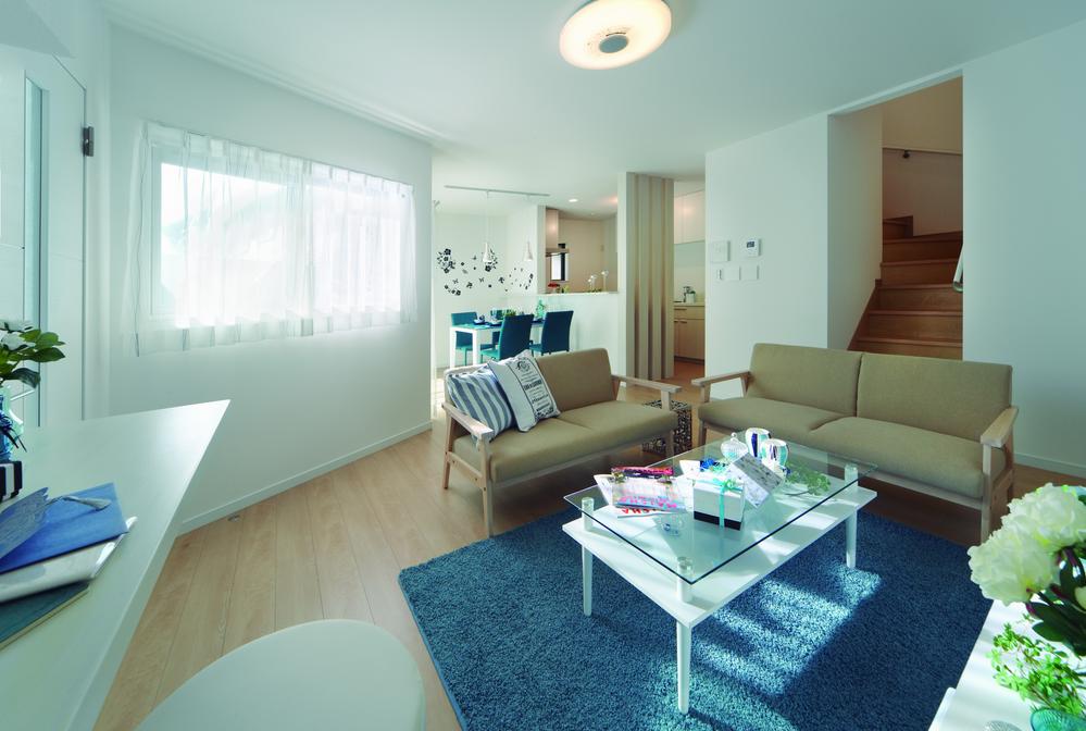 Living. Bright living room with a sense of openness [Model house]