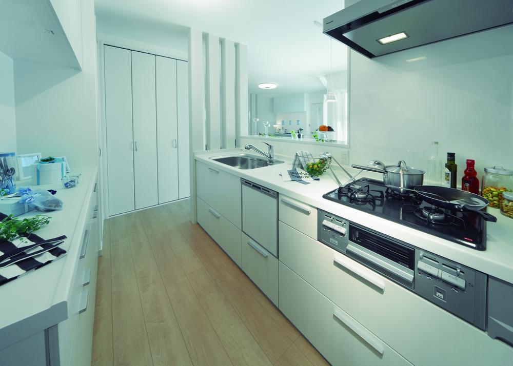 Kitchen. Unified kitchen in the white of the storage lot  [Model house]