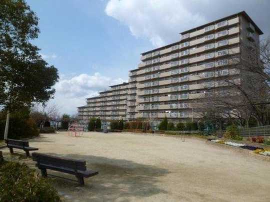 Local appearance photo. The building is the appearance.