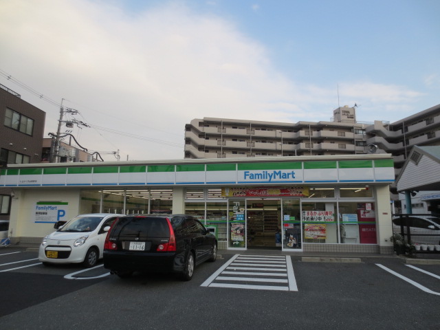 Convenience store. FamilyMart Toyota scraps 361m to Makino store (convenience store)