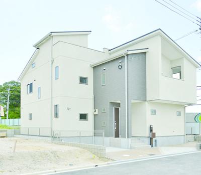 Local photos, including front road. 6th No. 7 land NEW model house