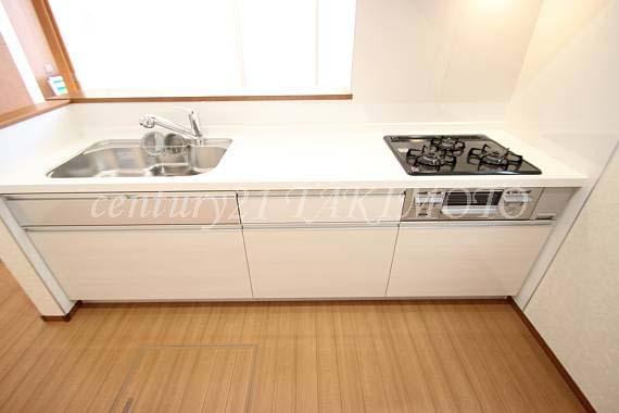 Same specifications photo (kitchen). It is a popular face-to-face kitchen!