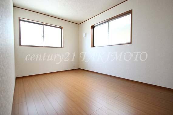 Same specifications photos (Other introspection). It is on the second floor of the Western-style closet ・ Storage space enhancement, such as attic storage!