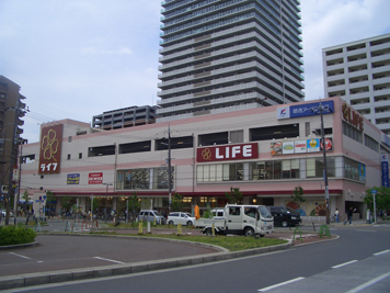 Supermarket. life Korien store up to (super) 1088m