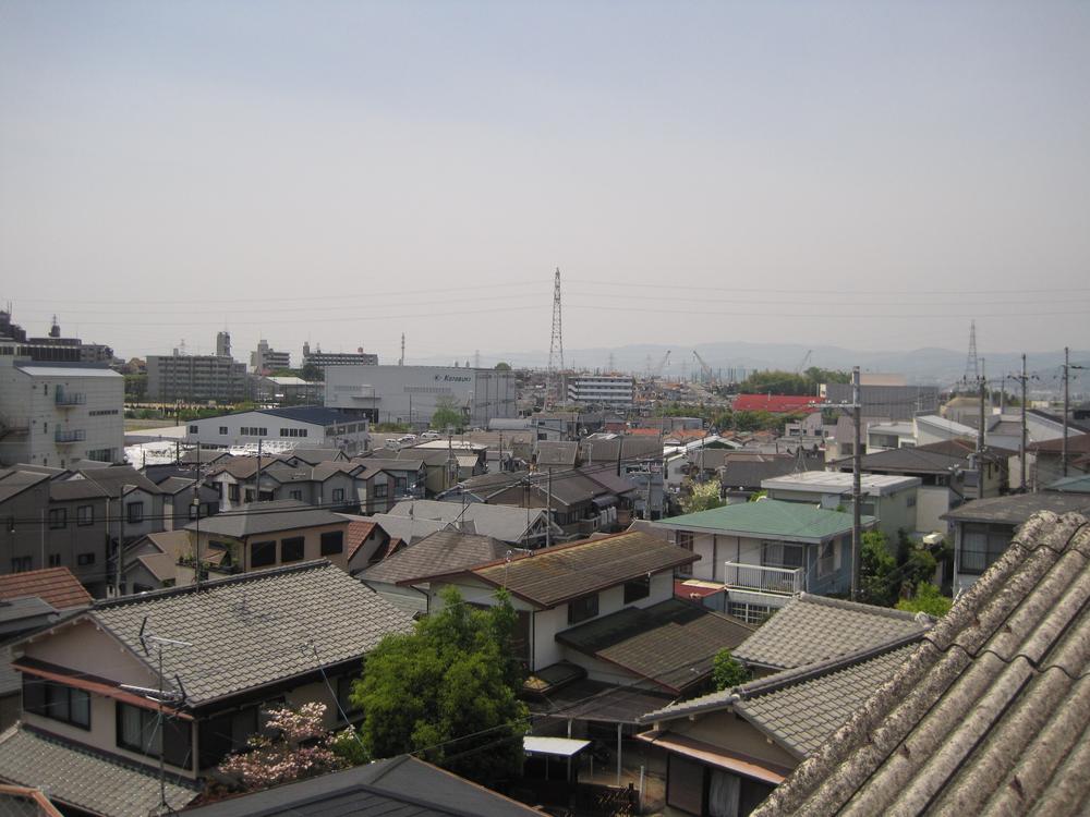 View photos from the dwelling unit. Shooting from the building south terrace