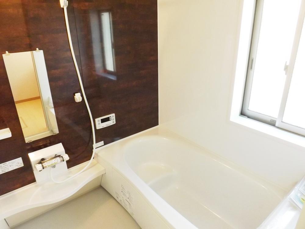 Bathroom. Local photo (bathroom) Bathroom with bathroom heating dryer!