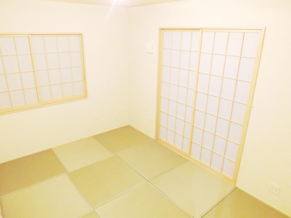 Non-living room. Local photos (Japanese-style)