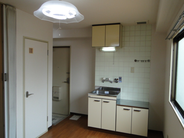 Kitchen. Two-burner gas stove can be installed, Now Let's start with self-catering