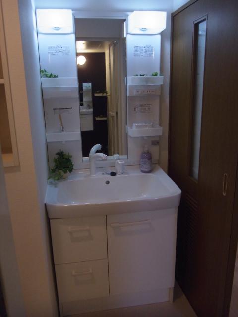 Hirakata, Osaka Koganeno 1