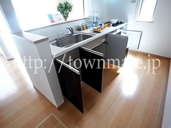 Same specifications photo (kitchen). Same specification kitchen