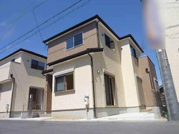Same specifications photos (appearance). The outer wall siding ・ With shutters on the first floor